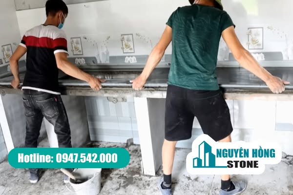 Thi công đá bàn bếp tại quận Hoàng Mai, Hà Nội