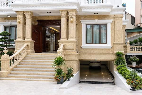 Đá granite vàng ốp mặt tiền biệt thự phong cách tân cổ điển