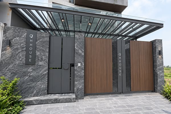 Mẫu đá granite xám ốp mặt tiền với gam màu tinh tế
