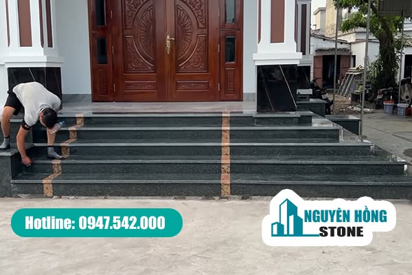 Mẫu đá Marble ốp mặt tiền với đường vân sang trọng
