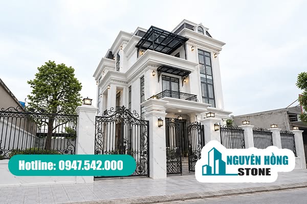 Mẫu đá Quartz tự nhiên màu trắng ốp mặt tiền hiện đại